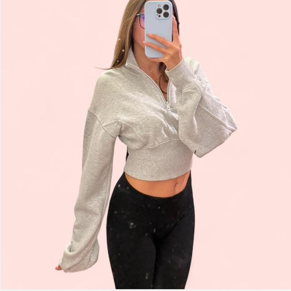Offline by Aerie Light Gray Cropped Half-Zip Sweatshirt